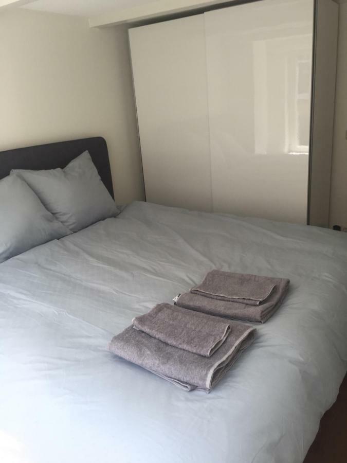 Keizerstraat Apartment, 2 Mins To Beach