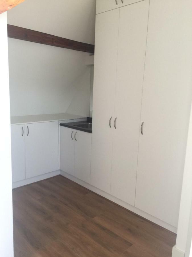 Keizerstraat Apartment, 2 Mins To Beach Den Haag